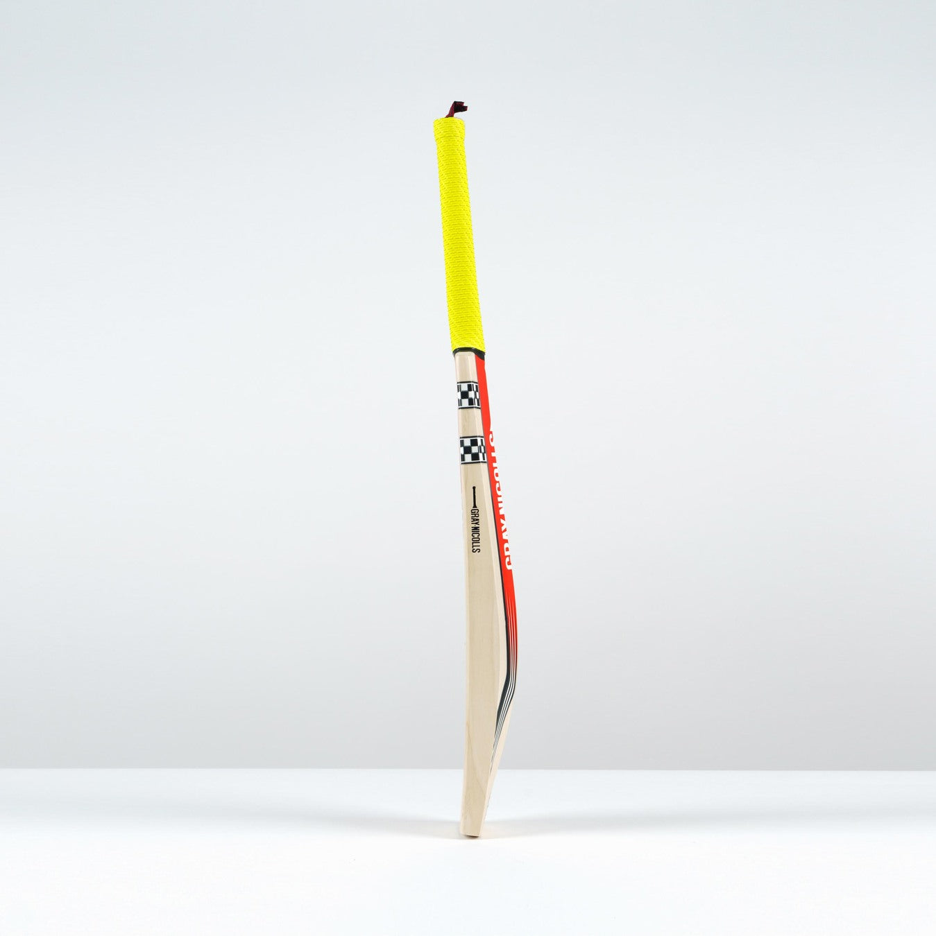 Gray Nicolls Stratos 1.1 5* Lite Junior Cricket Bat