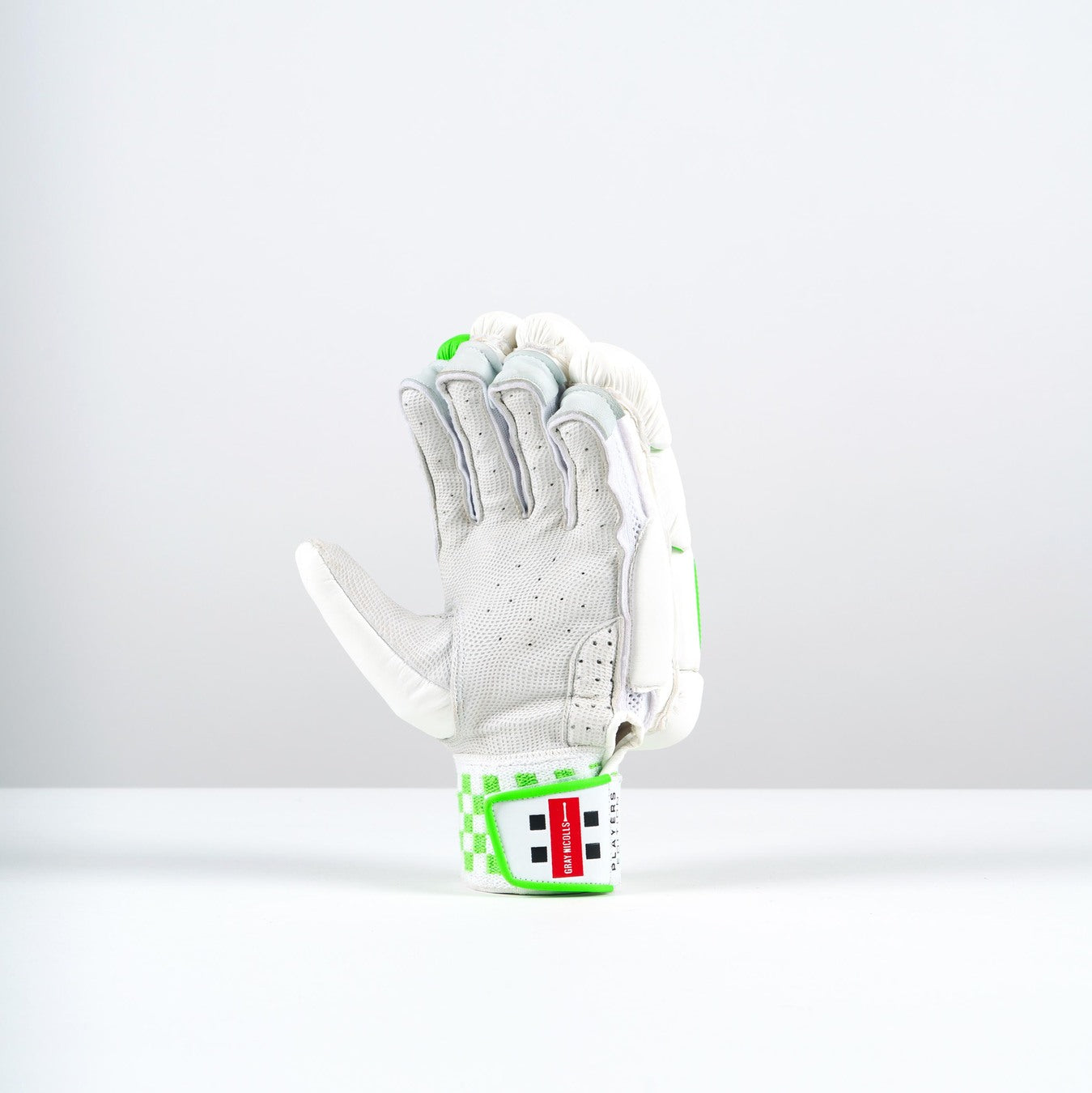 Gray Nicolls Classic Players Edition Batting Gloves 2025